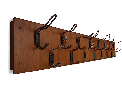 School Coat Rack | DeTnk